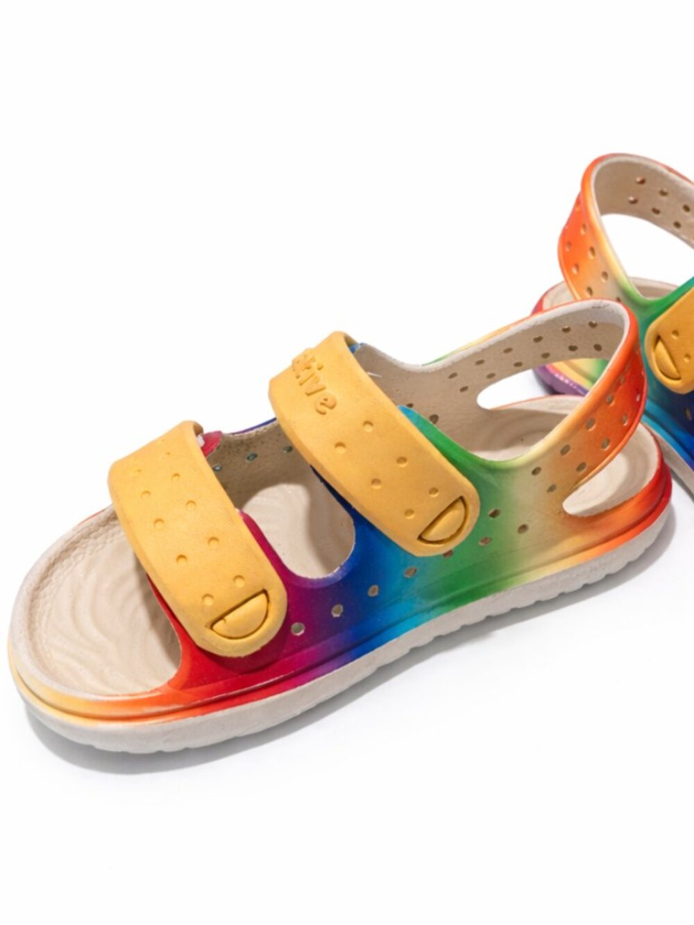 NATIVE Kids Rainbow Sandals